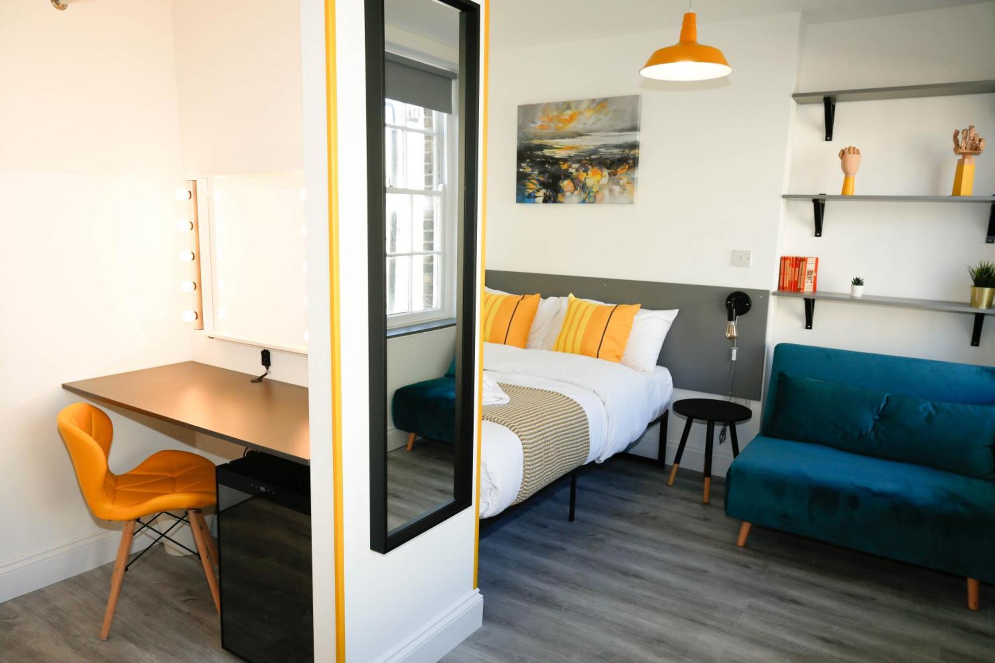 Luxury Rooms In Camden Town Near Shops, Cafes, Bars & Metro With Shared Bathrooms Londyn Zewnętrze zdjęcie