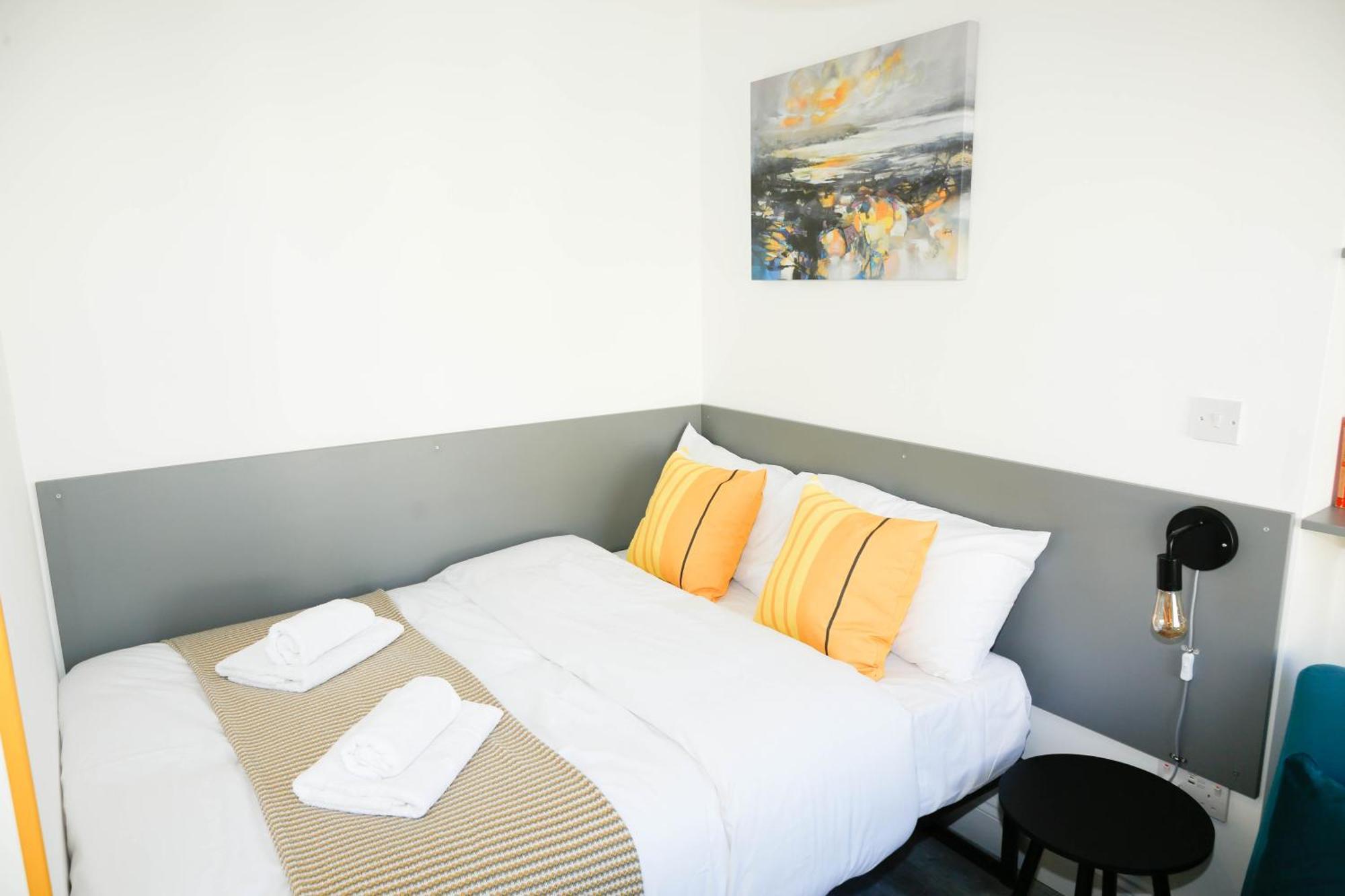 Luxury Rooms In Camden Town Near Shops, Cafes, Bars & Metro With Shared Bathrooms Londyn Zewnętrze zdjęcie